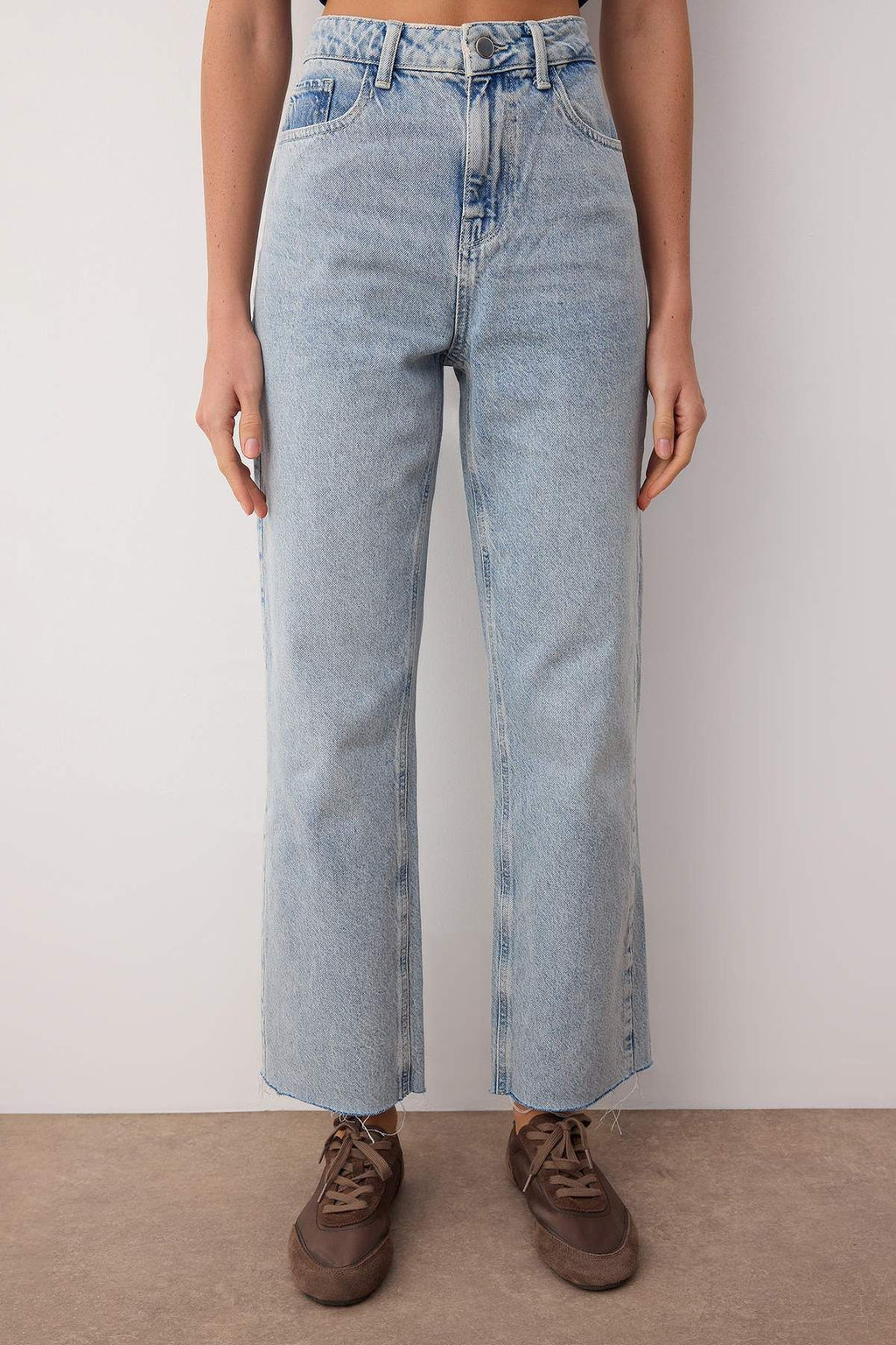 Ac?k Mavi Yuksek Bel Straight Jeans TWOAW26JE00182 - Trendyolmilla фото 3