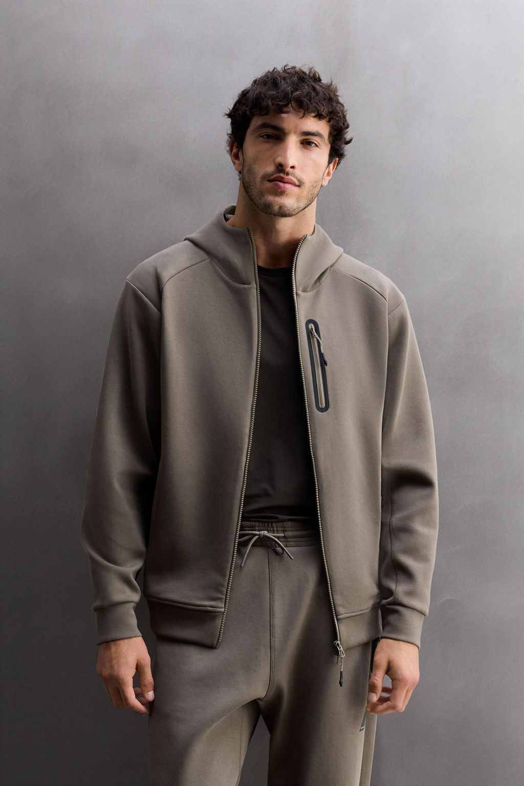TECHNICAL ZIP-UP HOODIE - Zara фото 2