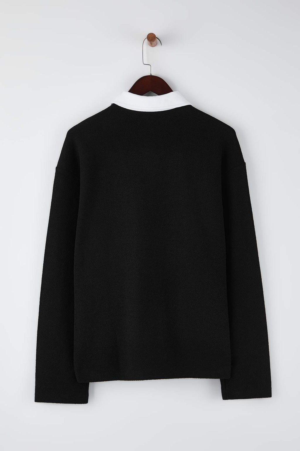 Siyah Yeni Oversize/Genis Kesim Nak?s Detayl? Kal?n Polo Yaka Sweatshirt TMNAW26SW00027 - Trendyolmilla фото 4