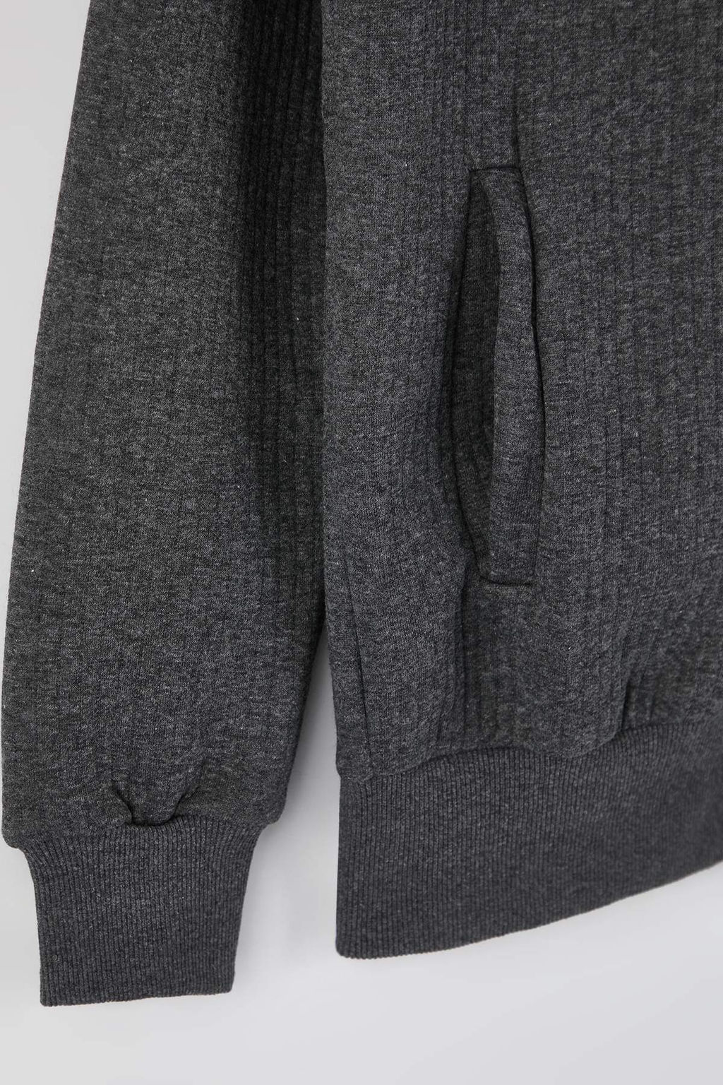 Siyah Regular/Normal Kesim Dokulu Kapusonlu Sweatshirt TMNAW26SW00061 - Trendyolmilla фото 6