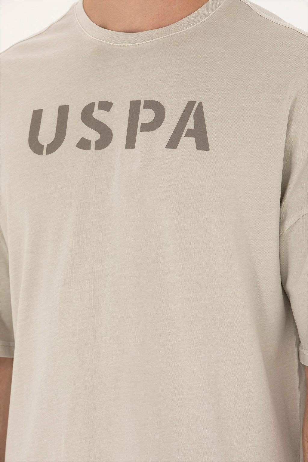 Мужская бежевая футболка оверсайз с круглым вырезом Неожиданная скидка в корзине - U.s. polo assn фото 7