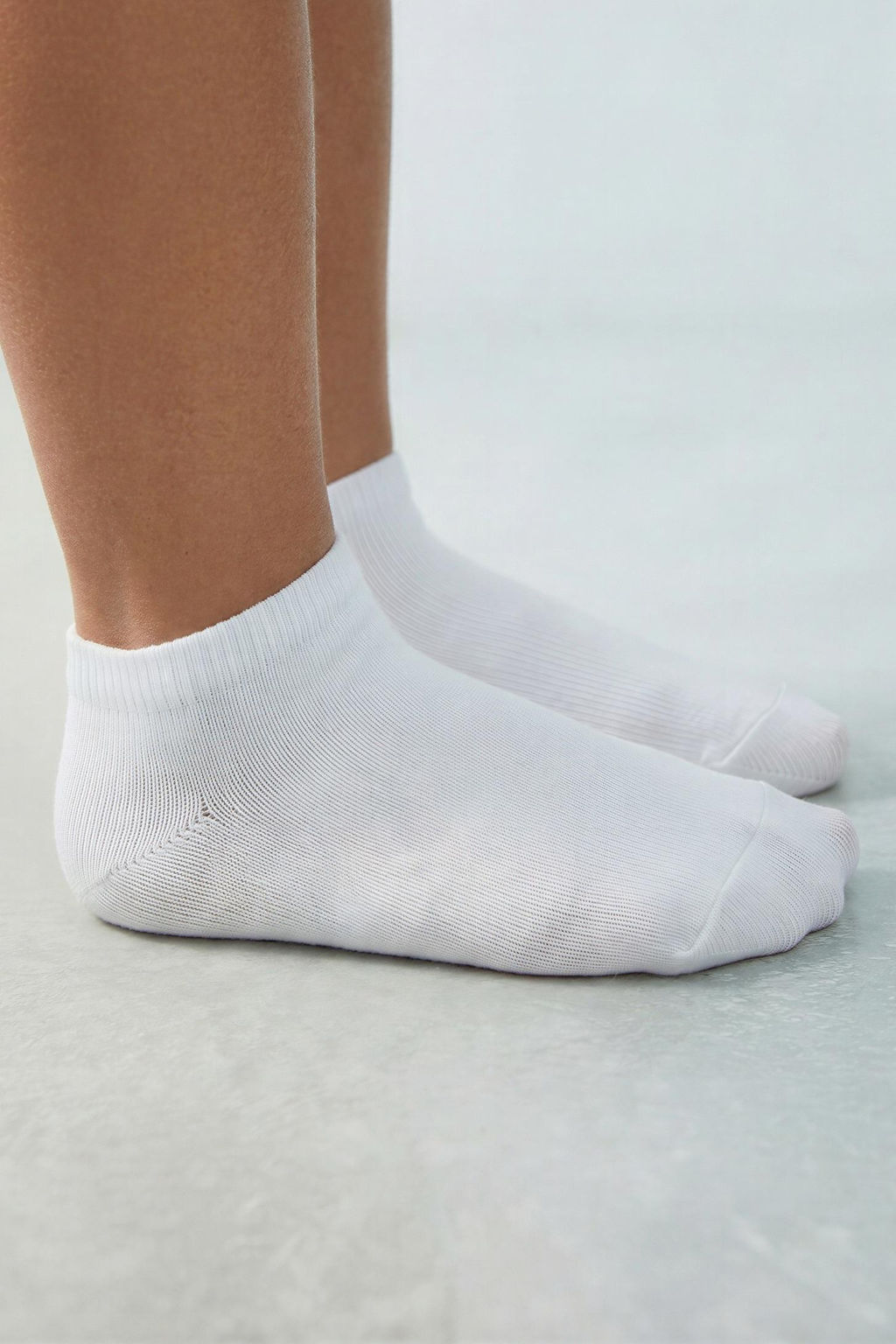 FOUR-PACK OF PLAIN ANKLE SOCKS - Zara фото 7