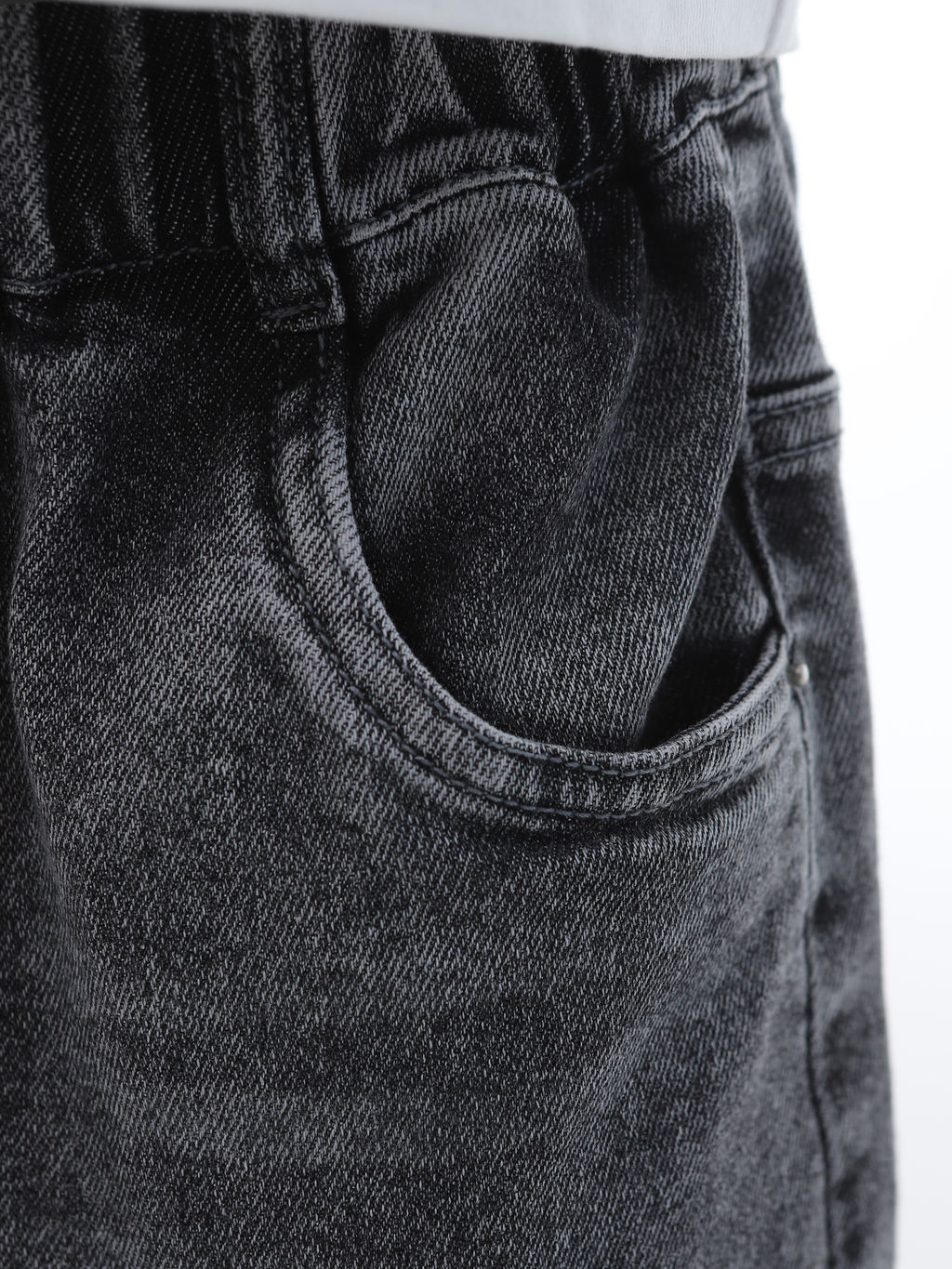 Джинсы-бананы для мальчиков