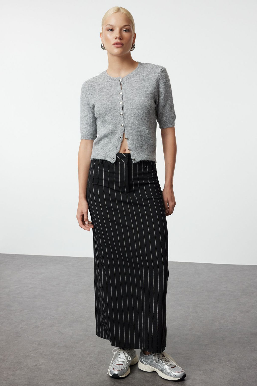 TRENDYOLMILLA Gri Crop Pamuklu Yunlu Triko H?rka TWOAW25HI00152