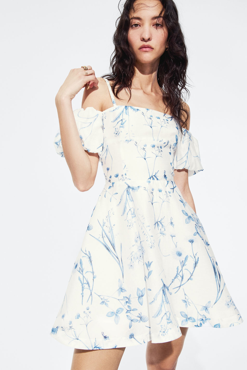 Vestido en mezcla de lino con hombros cut-out - H&m фото 4
