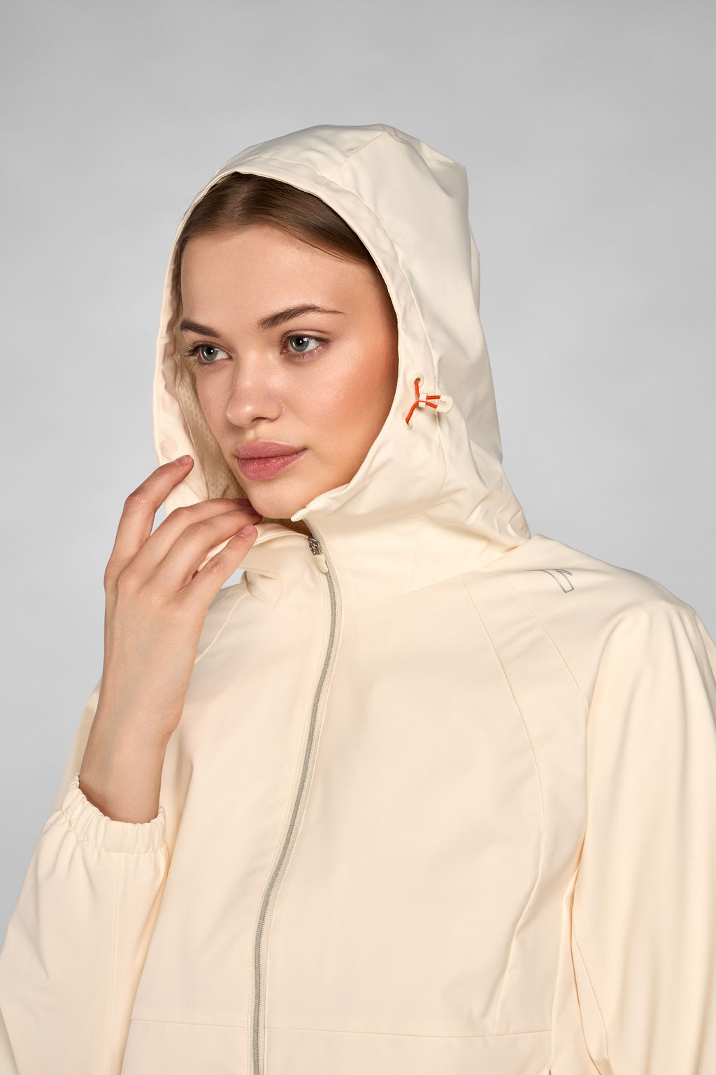 Куртка ADVANCED RUNNING A-RAIN RESISTANT Бежевый ANTA RUNNING Woven Track Top