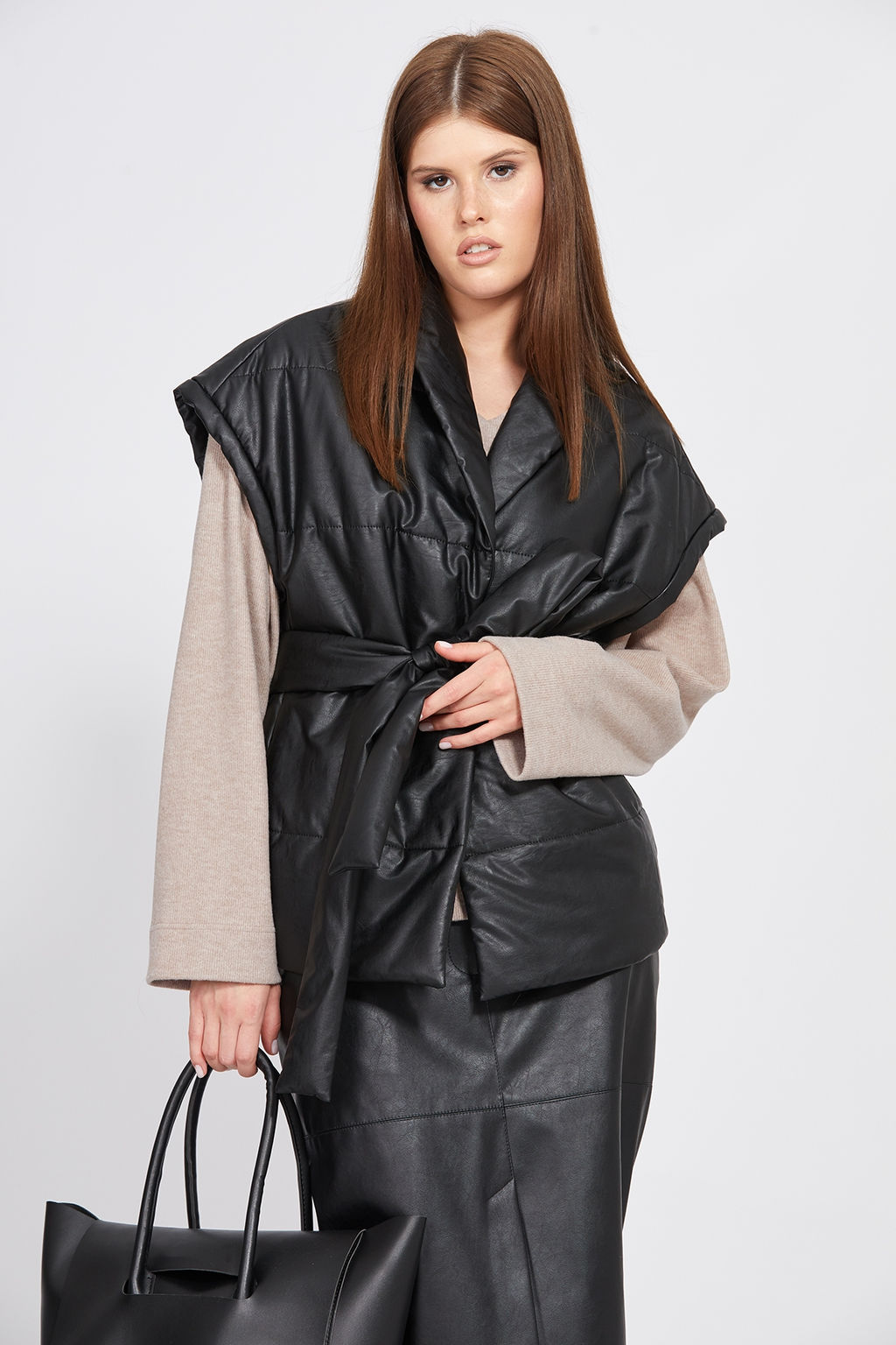 Жилет черный - Eola фото 4