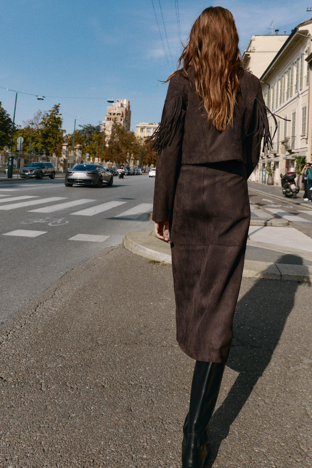 FRINGED FAUX SUEDE JACKET - Zara фото 4