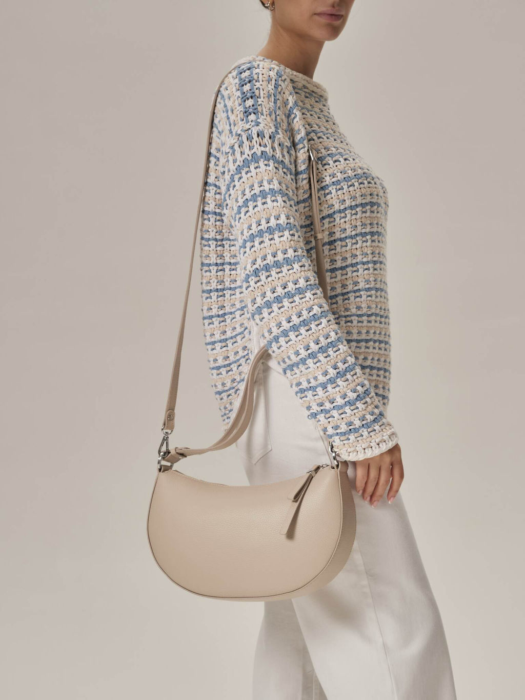 Сумка женская сэддл Azaro 31042 бежевый жемчуг