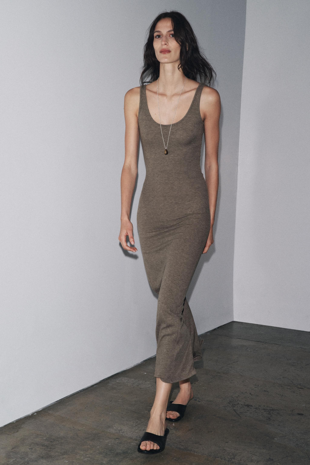 LONG STRAPPY DRESS - Zara фото 11