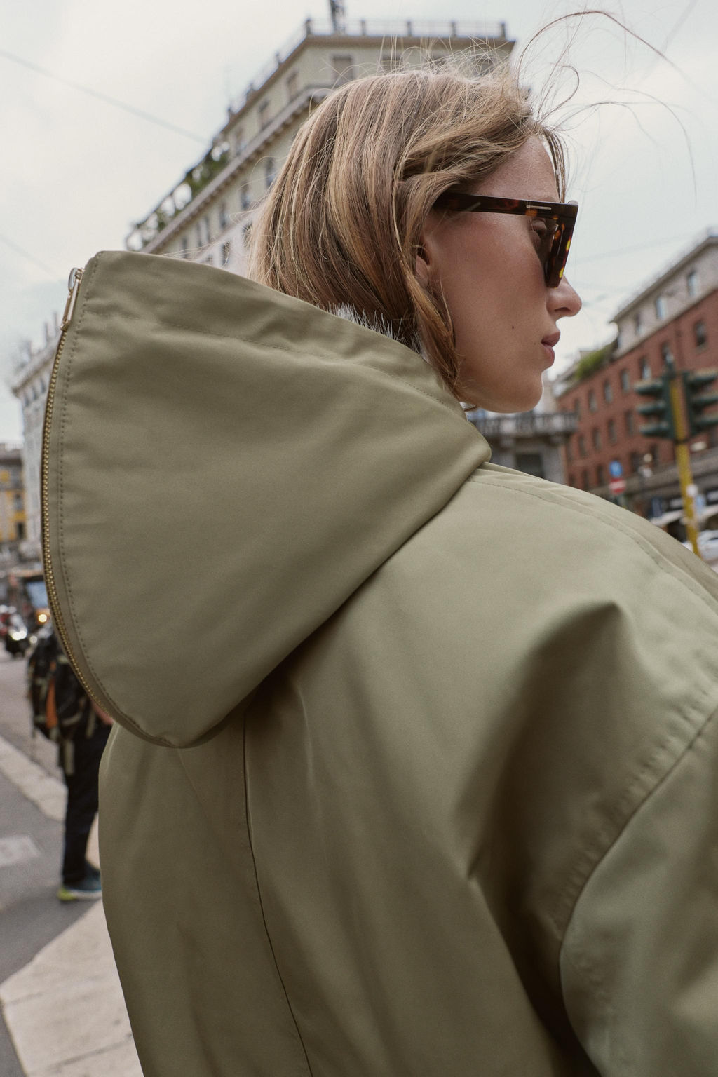 SHORT PARKA WITH FAUX FUR HOOD - Zara фото 4