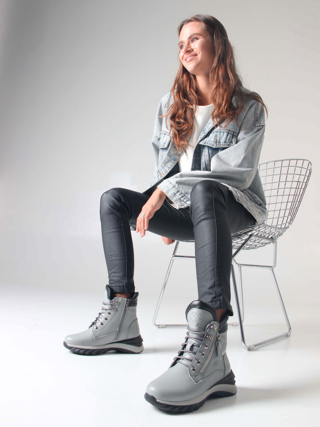 Ботинки 261.uno2bl. серый черный/Байка