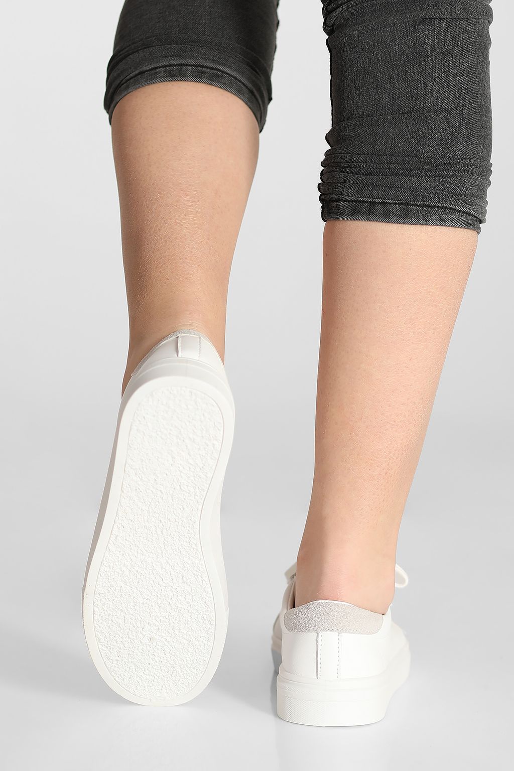 Кроссовки женские недорогие белые