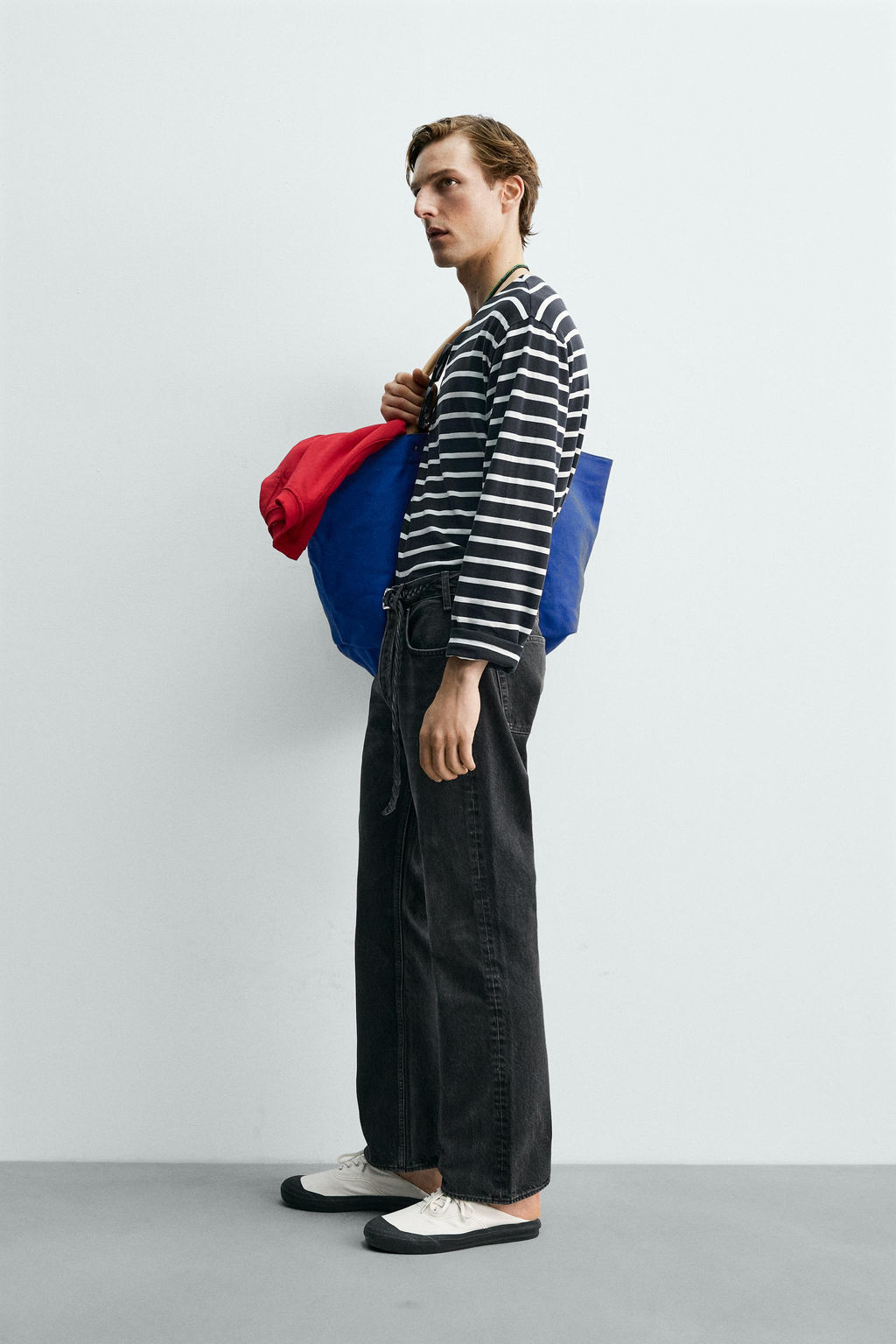 CAMISETA JACQUARD RAYAS AARON LEVINE X ZARA / Azul / Blanco