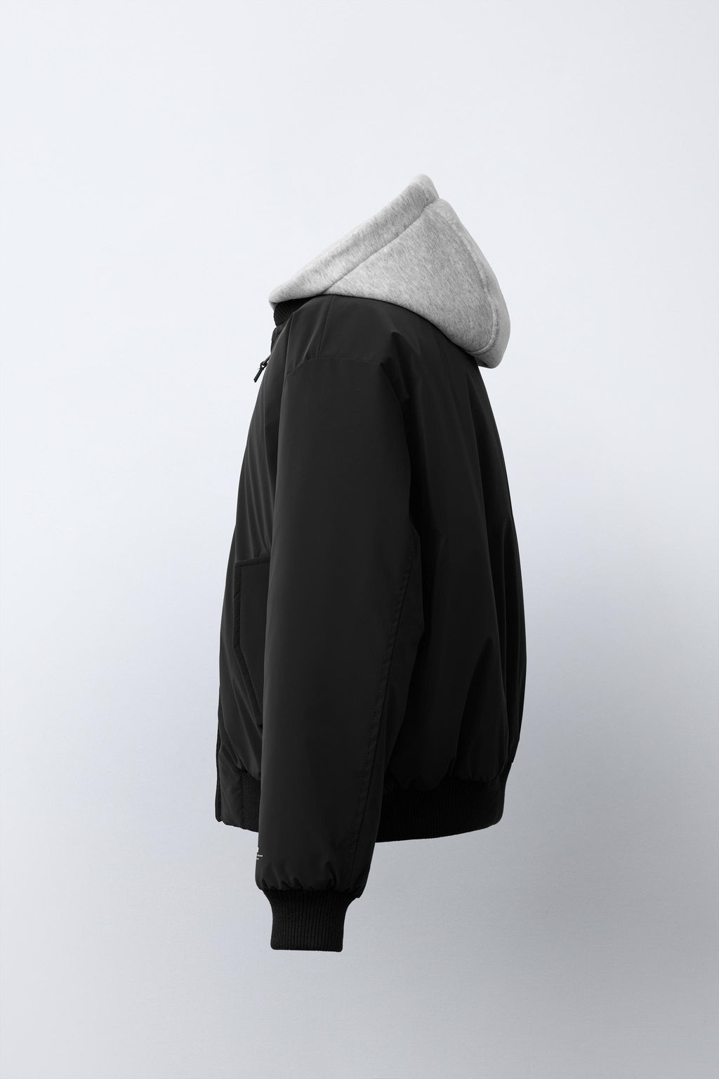 CAZADORA BOMBER ENGOMADA CAPUCHA FELPA DESMONTABLE / Negro - Zara фото 4