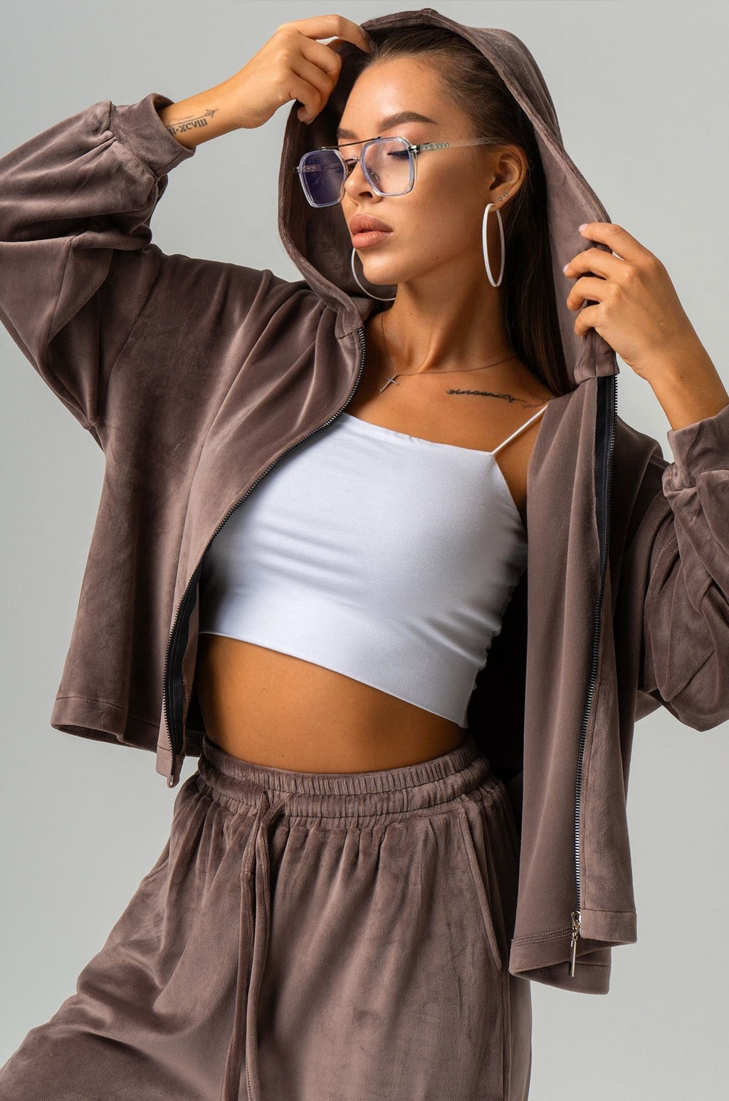 Женский костюм оверсайз из велюра Happyfox