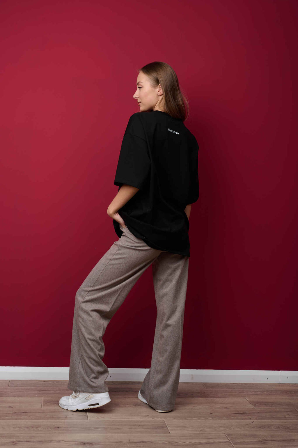 Футболка оверсайз унисекс " Эрвий" черный