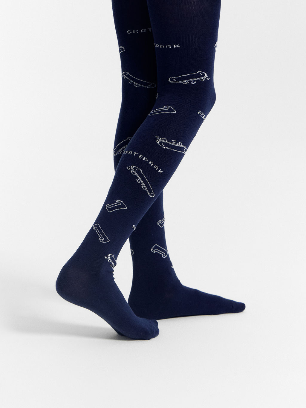 Цена за 3 пары! Колготки детские темно-синие с рисунком в виде скейтов - Mark formelle фото 2