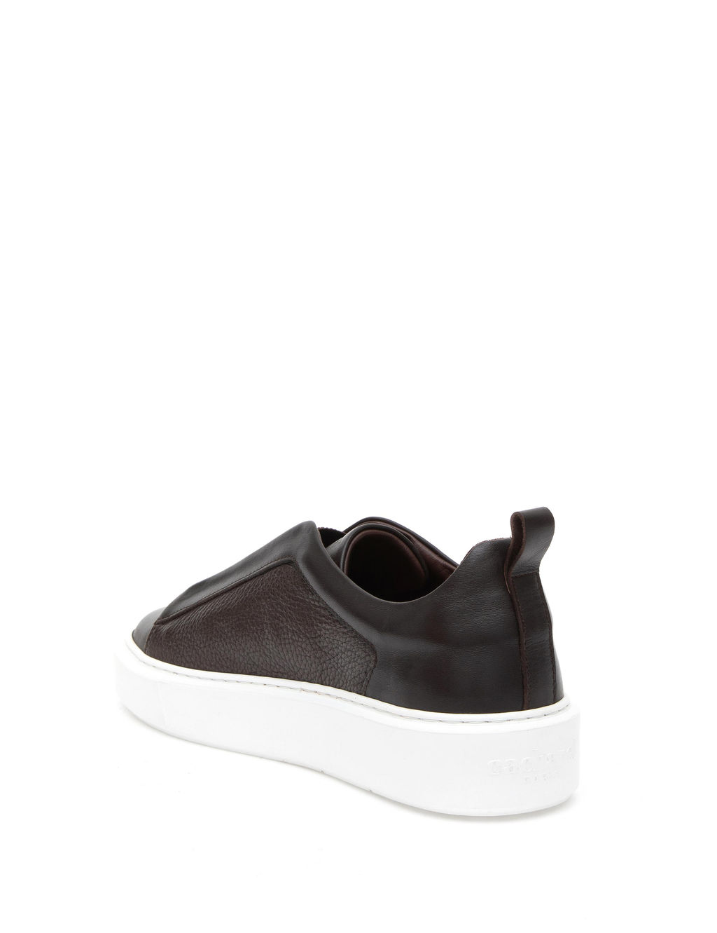 Коричневая повседневная обувь