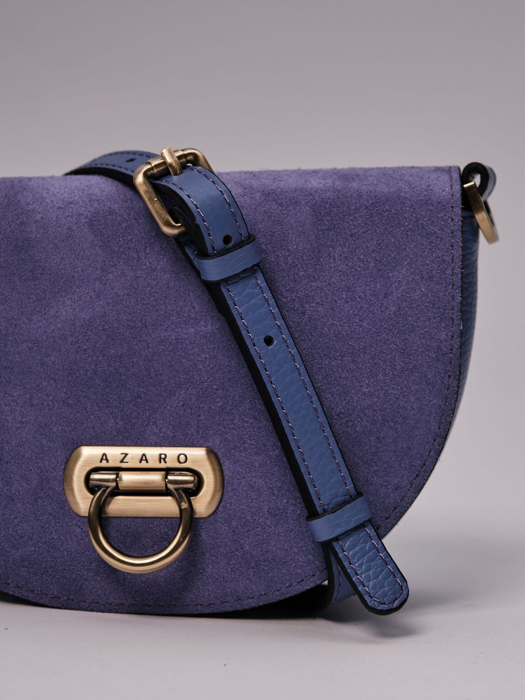 Сумка замшевая на плечо Azaro 31032 сиреневый закат