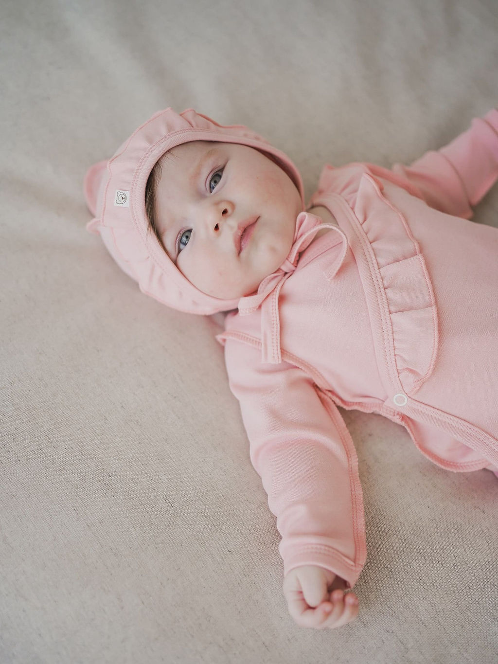 Боди-кимоно с наружными швами и рюшей Чайная роза 0+ - Bungly фото 4