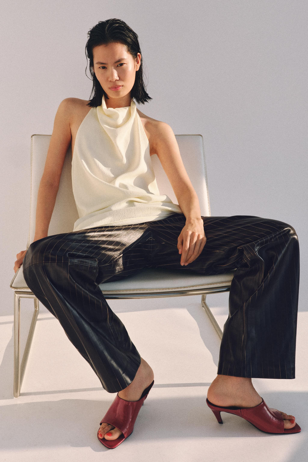 SANDALIA PIEL MULE LIMITED EDITION / Rojo