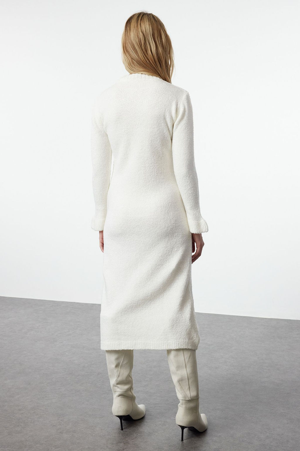 TRENDYOLMILLA Vizon Midi Triko Buklet Elbise TWOAW25EL00049  фото 10