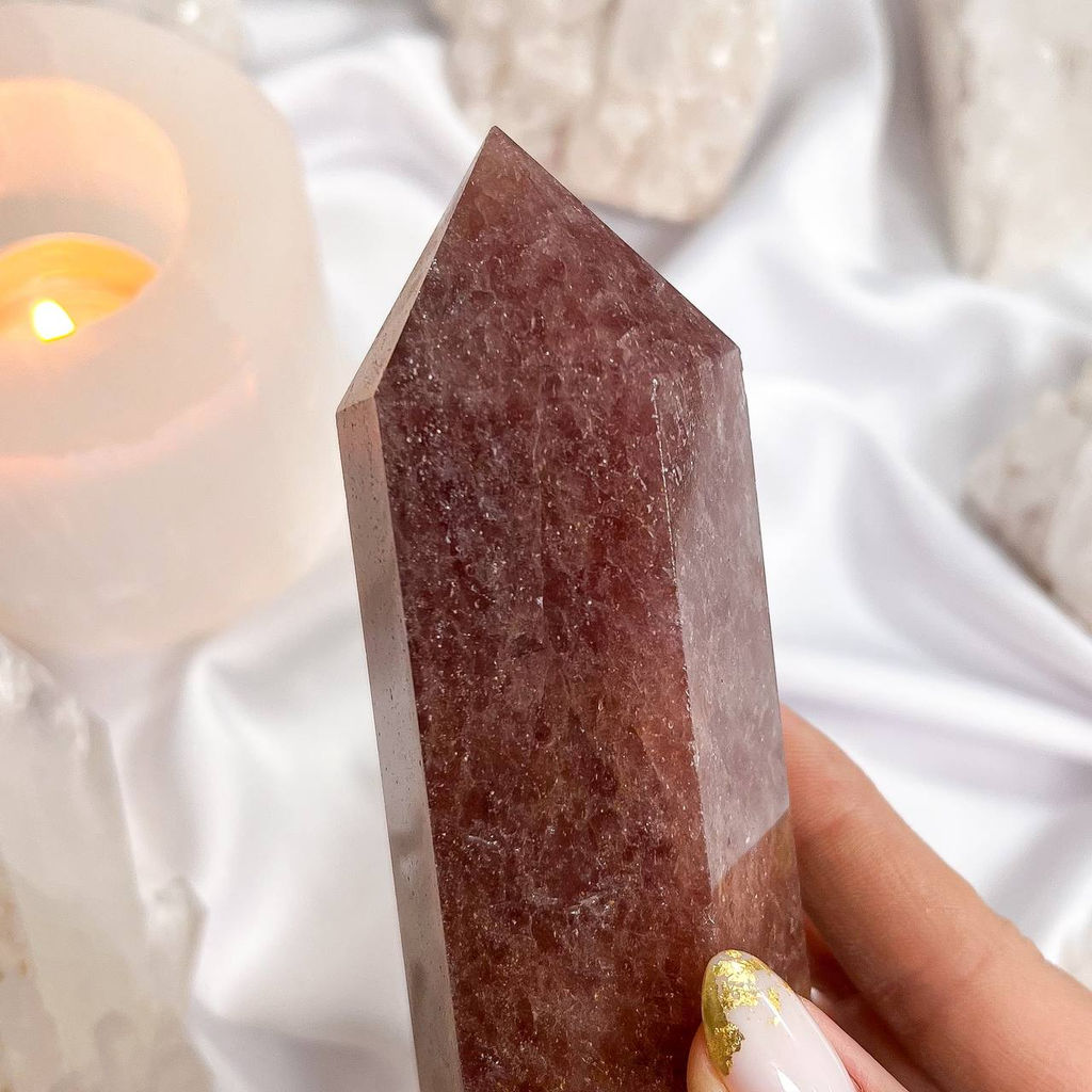 Кристалл-Генератор из Клубничного кварца