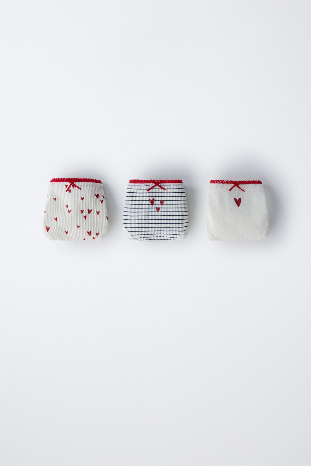 AGES 2-6/ THREE-PACK OF HEART PRINT BRIEFS