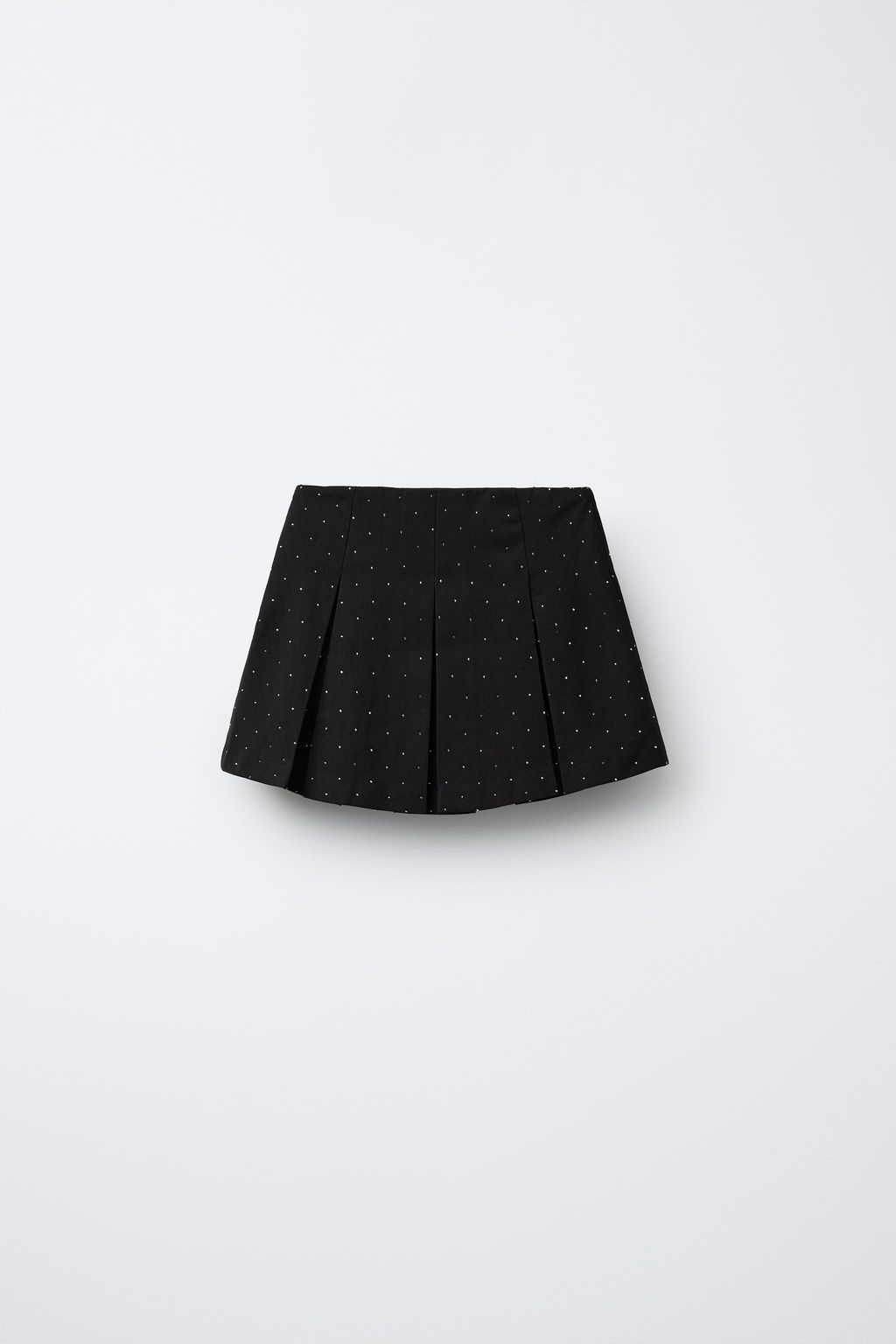 RHINESTONE BOX PLEAT BERMUDA SKORT