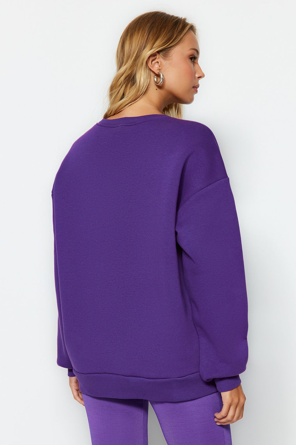 Mor Oversize/Rahat Kesim Basic Bisiklet Yaka Kal?n/Ici polarl? Orme Sweatshirt TWOAW24SW00102