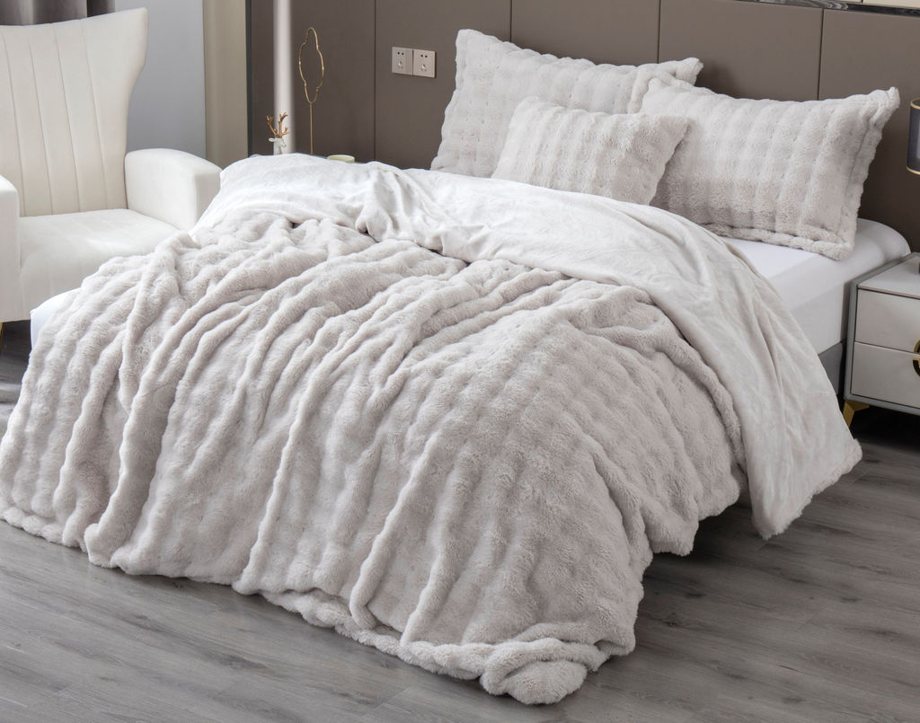 Покрывало декоративное Shinshilla buffy (экрю) 220х240