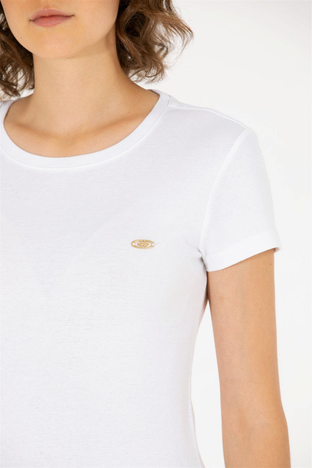 Женская белая футболка с круглым вырезом Неожиданная скидка в корзине - U.s. polo assn фото 7
