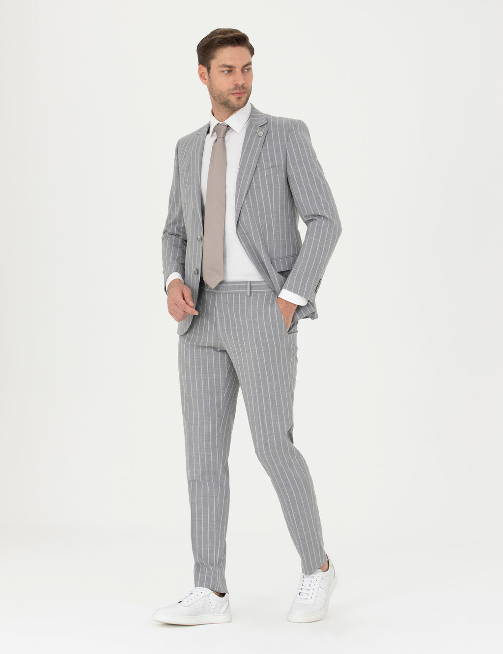 Gri Extra Slim Fit _izgili Y_n Kar___ml_ Tak_m Elbise