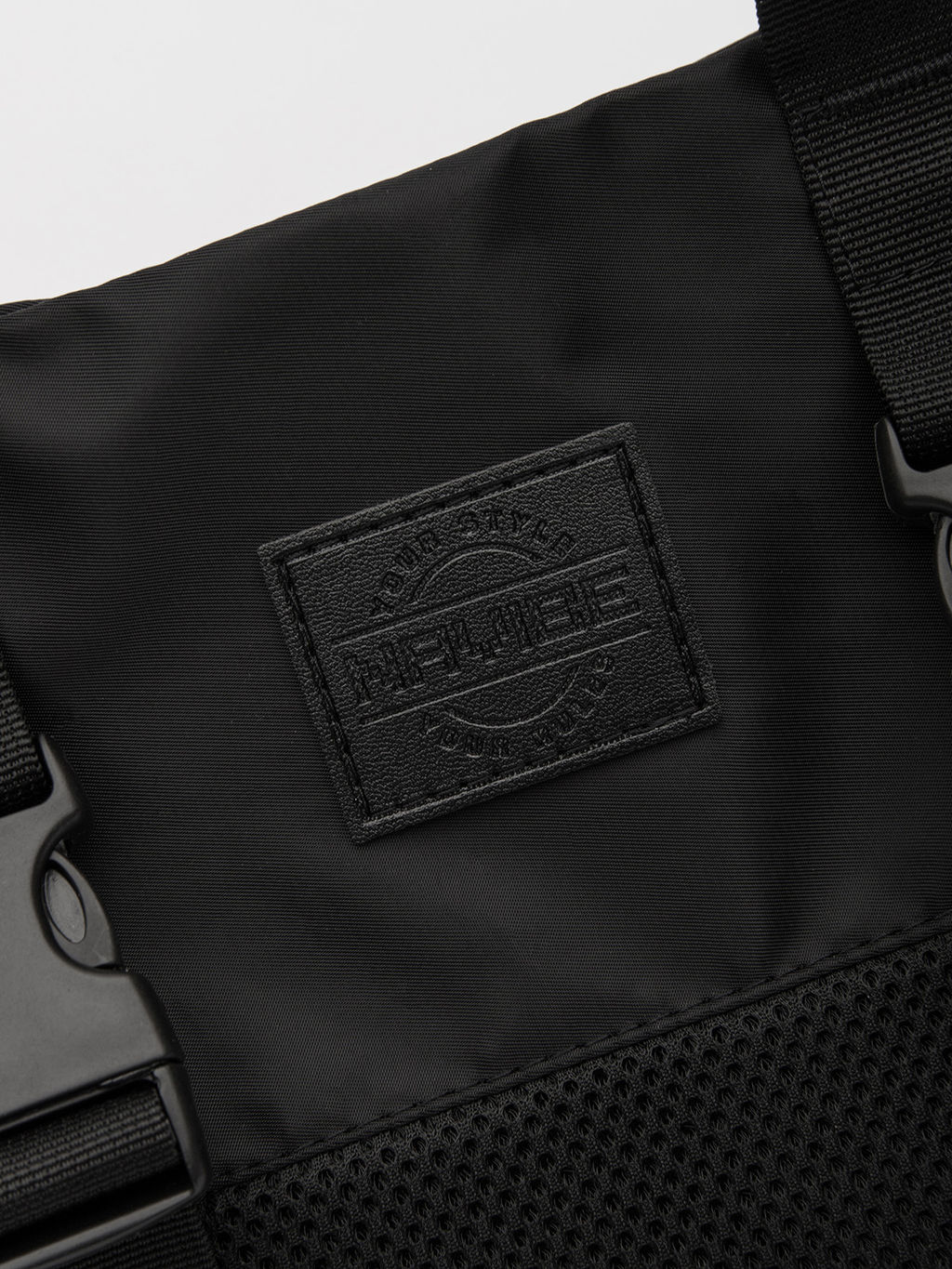 V81 43 01 Сумка женская