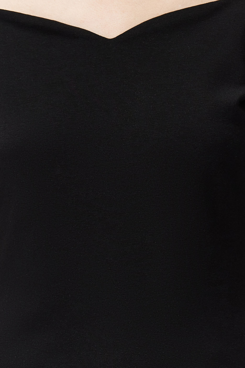 Siyah Kalp Yaka K?sa Kollu Regular/Normal Kal?p Orme Bluz TWOSS24BZ00561 - Trendyolmilla фото 4