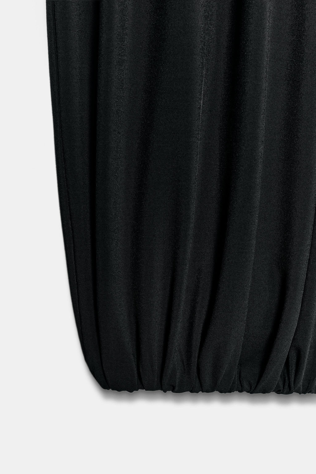 BERMUDA FLUIDA BAGGY GLOBO / Negro