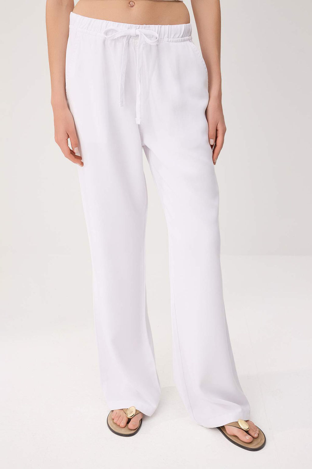 Bej More Sustainable %100 Tencel Beli Lastikli Yuksek Bel Jeans TWOSS24JE00203 - Trendyolmilla фото 45