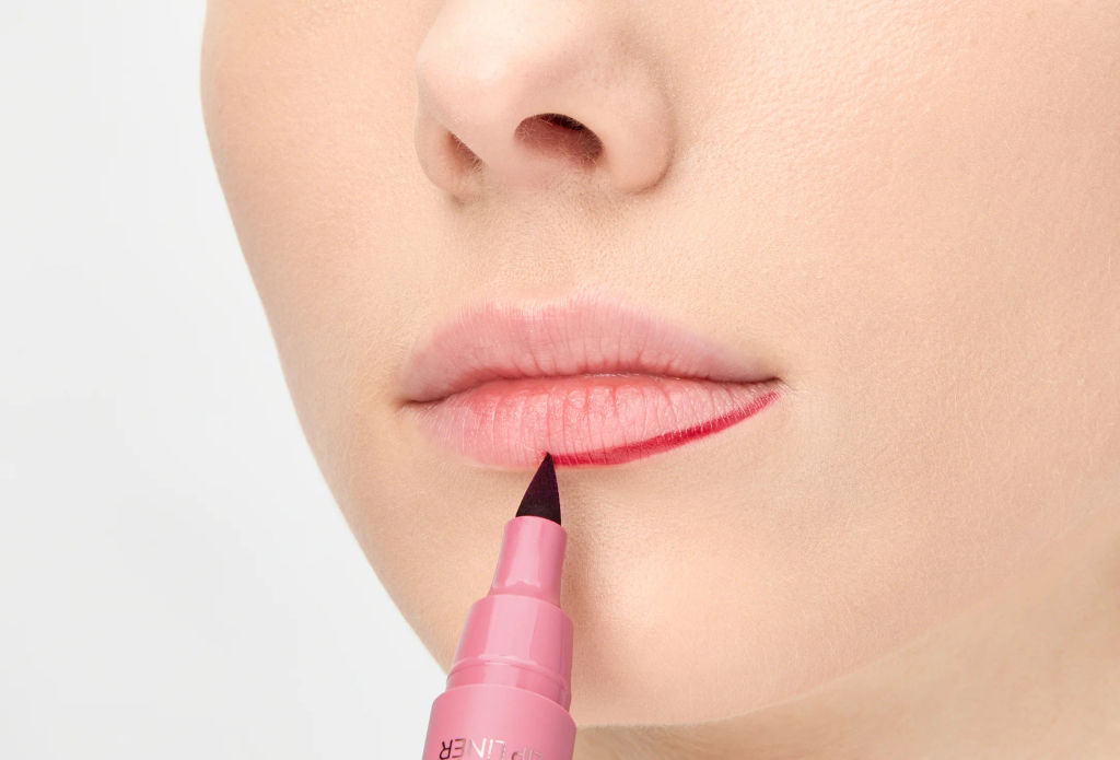 Лайнер для губ line n Stain! Tattoo Lip Liner, 01 Everyones Nude-Pink 951850 - Essence фото 12