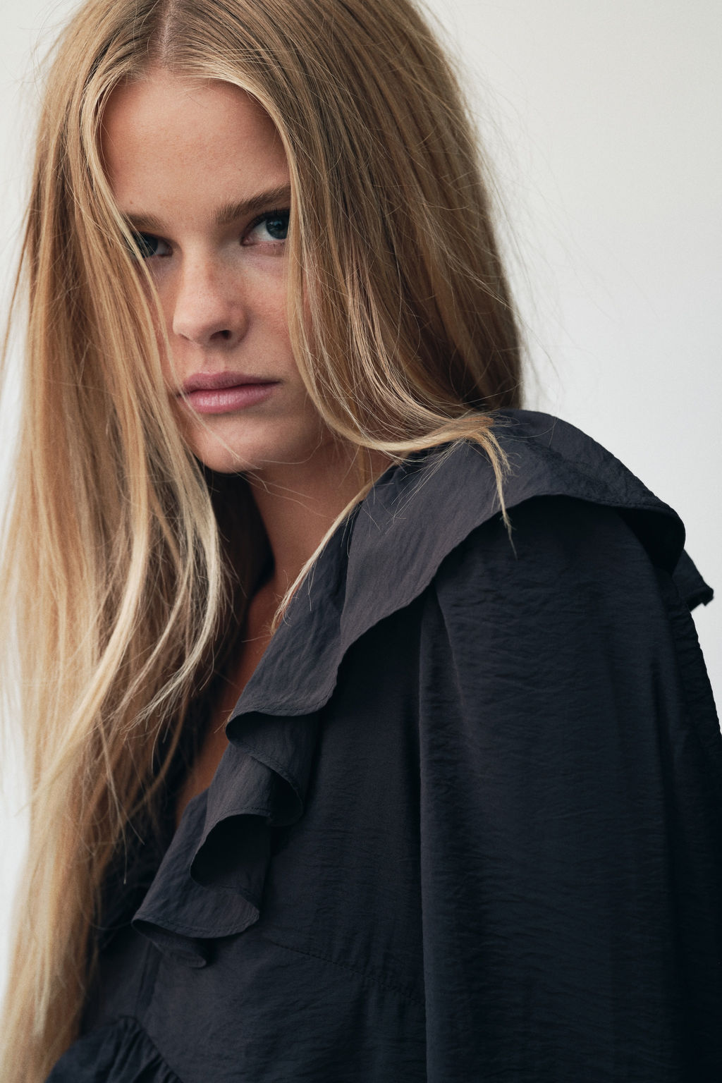 Blusa de volantes - H&m фото 2