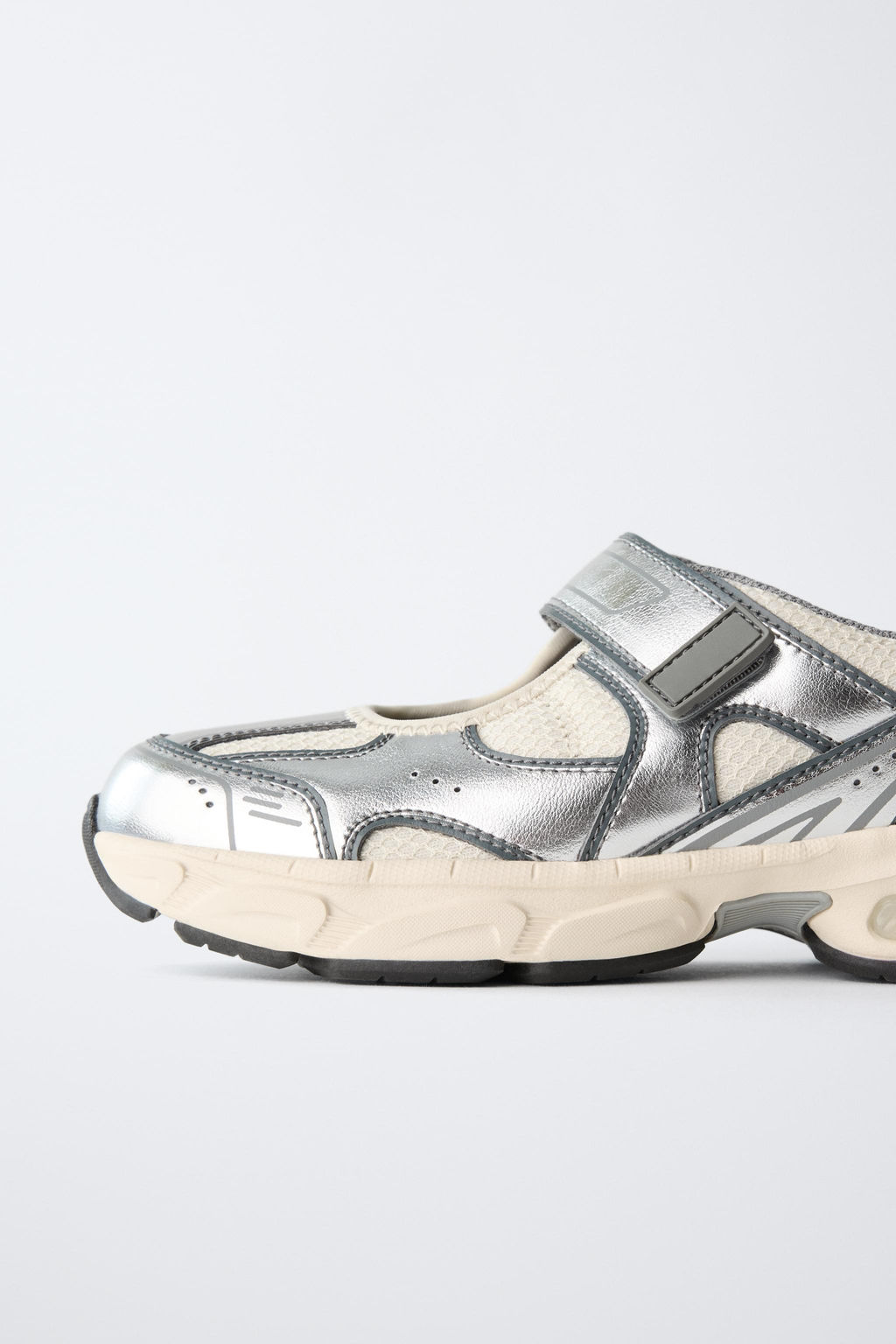 ZAPATILLA DEPORTIVA ABIERTA / Plata - Zara фото 4