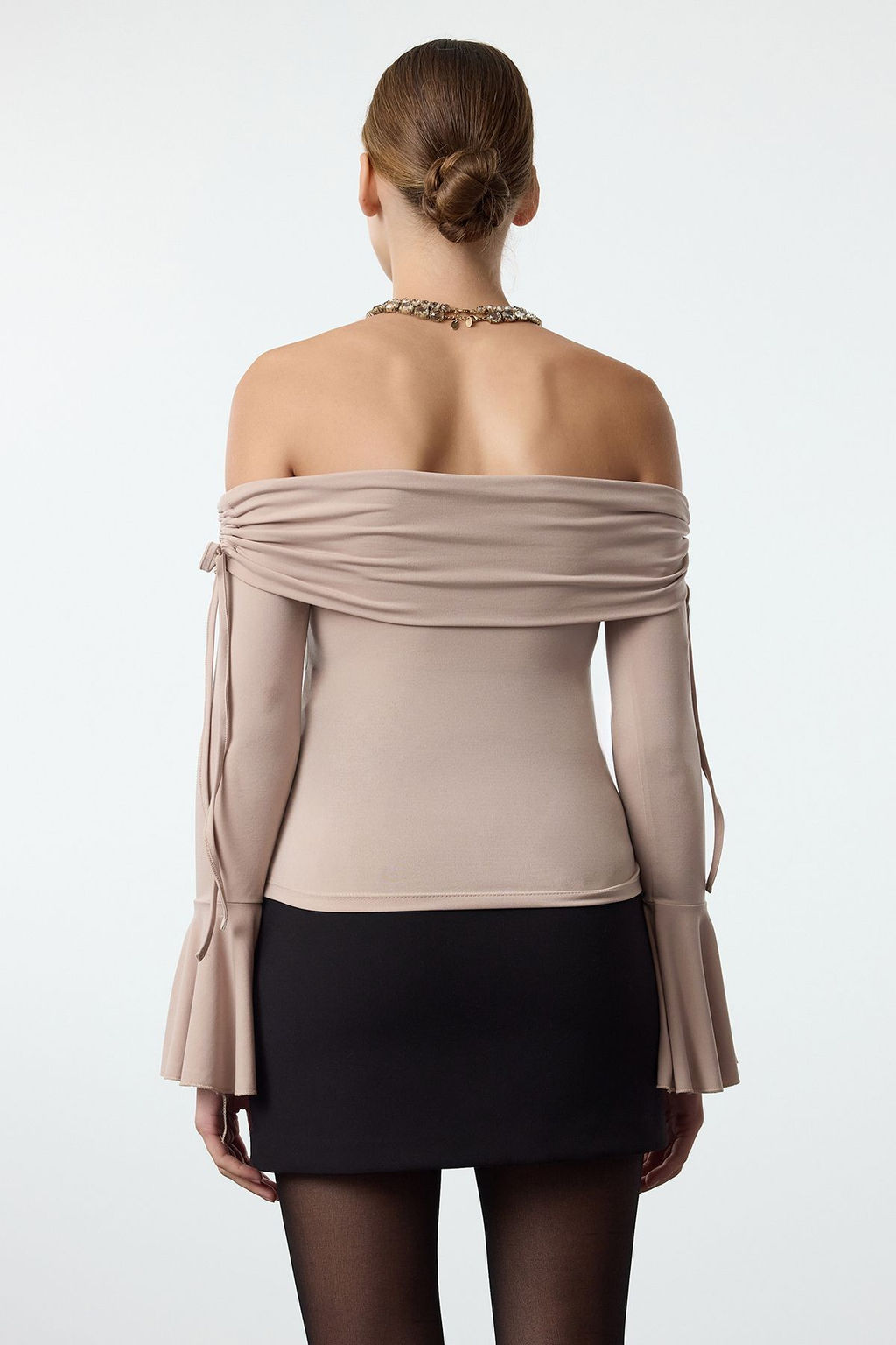 Tas Carmen Yaka Baglama Detayl? Ispanyol Kol Orme S?k Bluz TPRAW25BZ00009