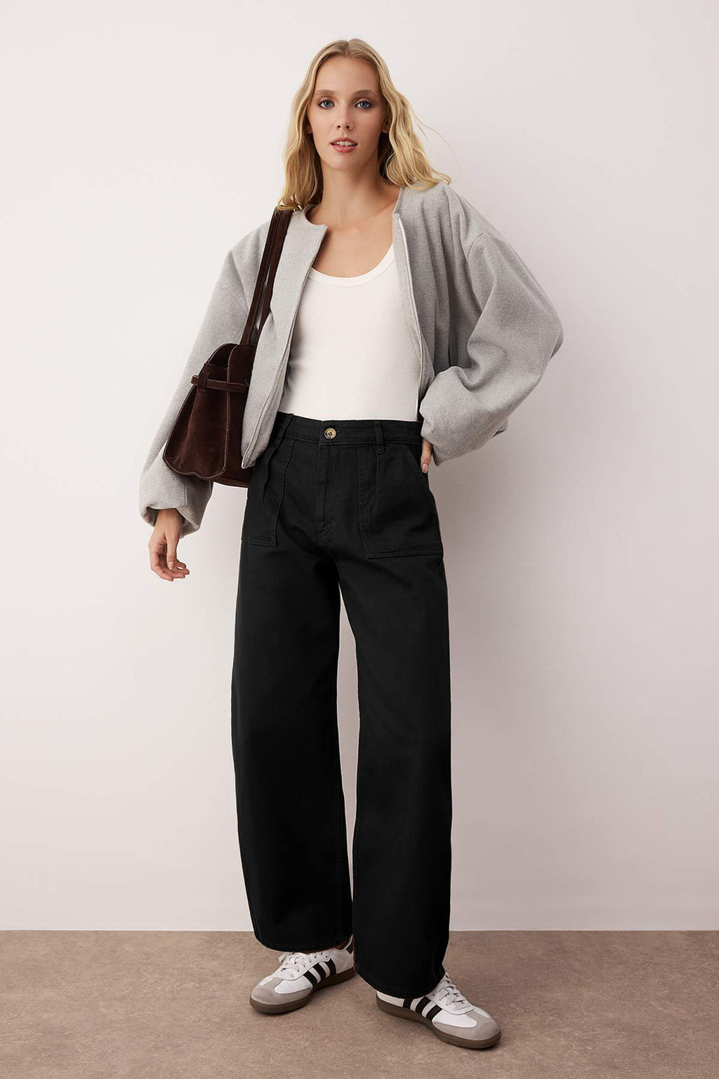 Siyah Barrel Kal?p %100 Pamuk Gabardin Pantolon TWOAW26PL00084