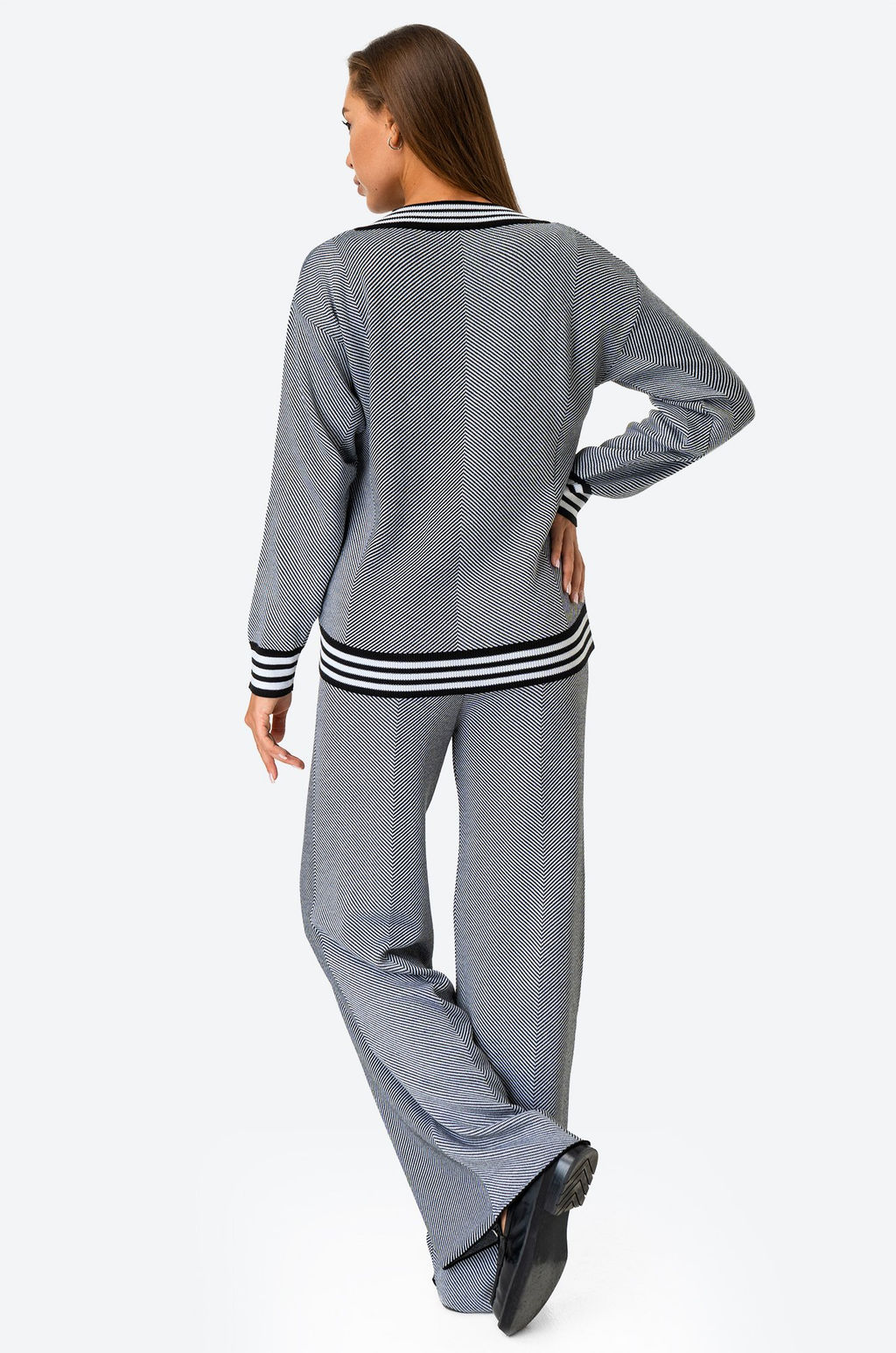 Женский вязаный костюм с брюками Happyfox