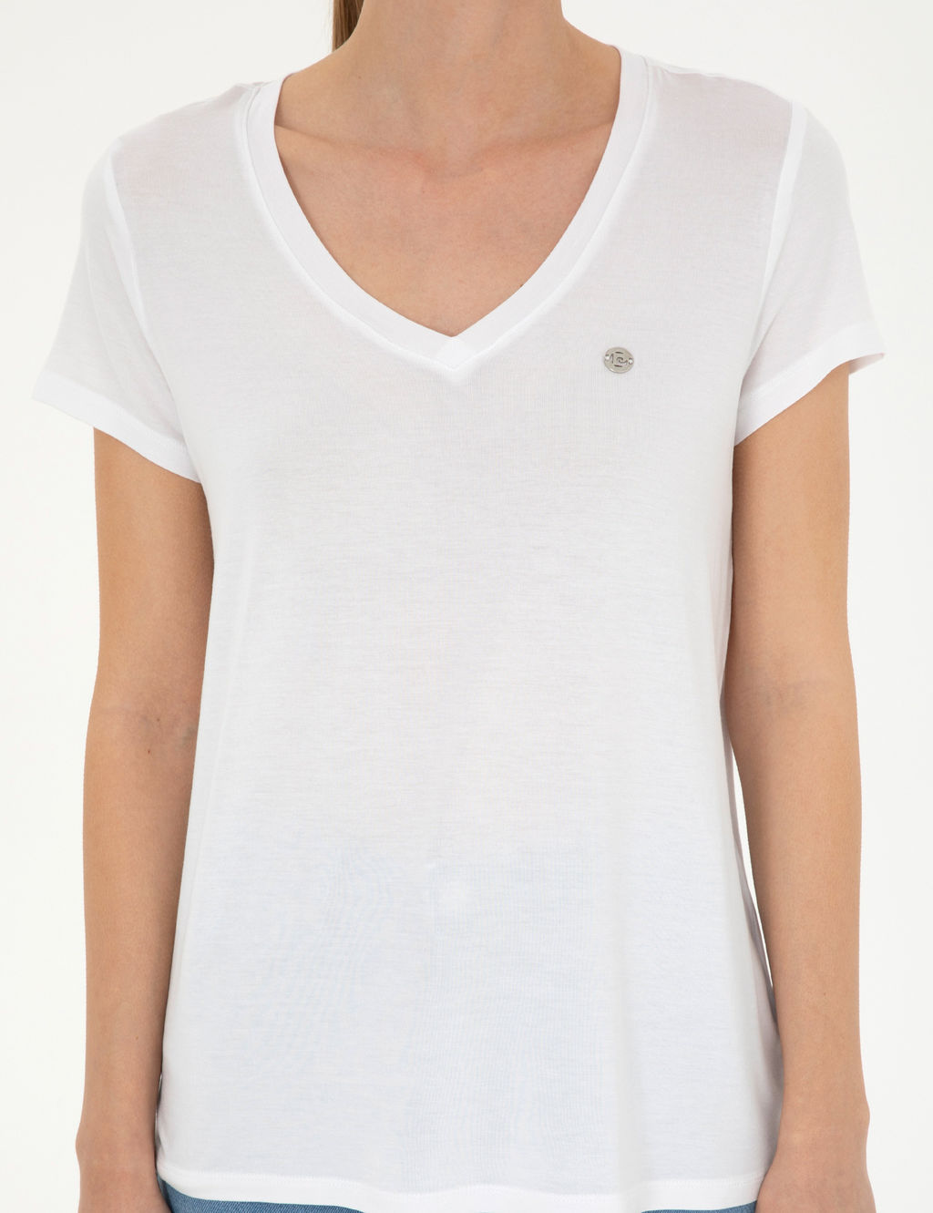Beyaz Comfort Fit V Yaka Basic Ti__rt