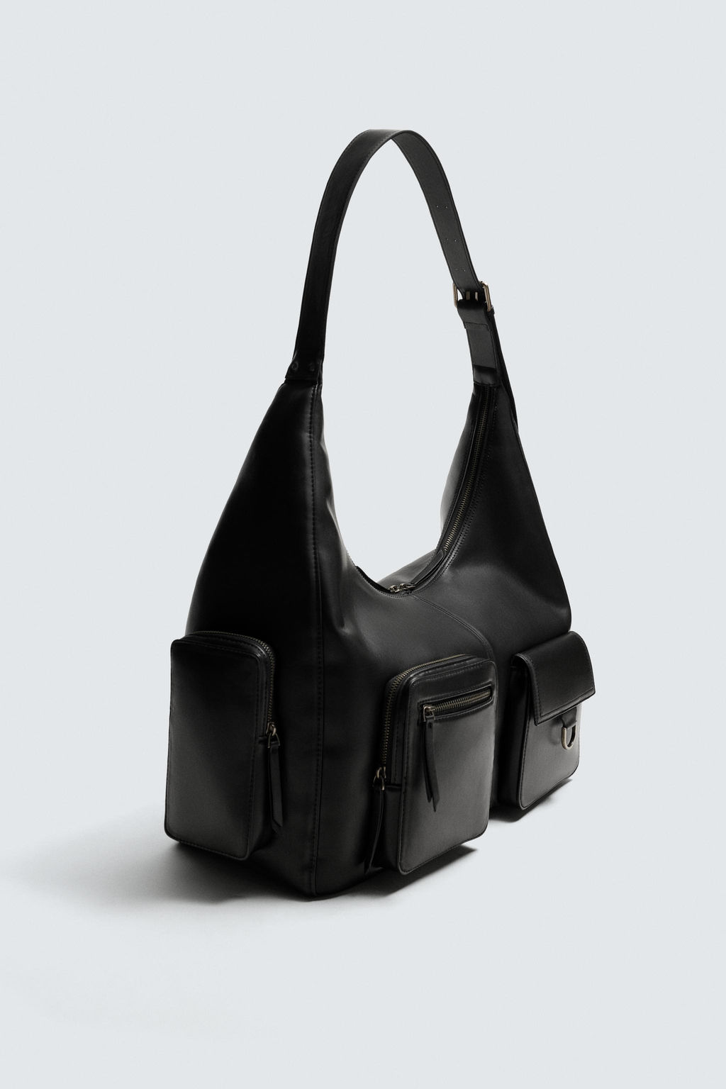 MULTI-POCKET SHOULDER BAG