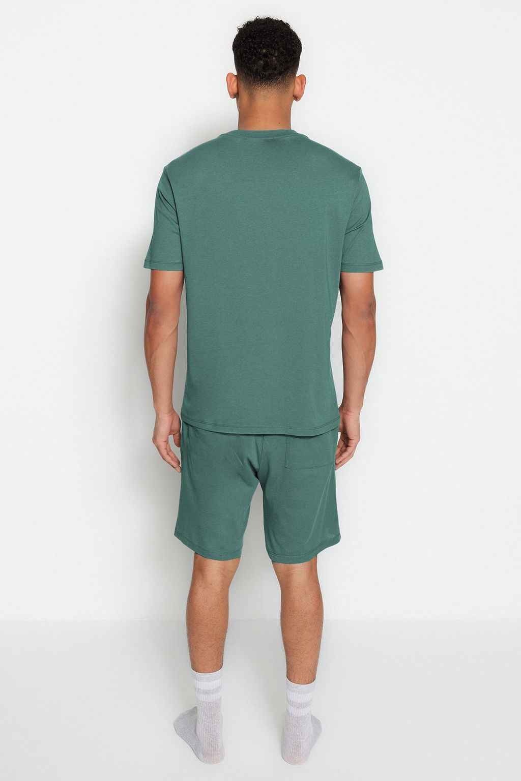 TRENDYOL MAN Siyah Regular Fit Bisiklet Yaka Bask?l? Sortlu Pijama Tak?m? TMNSS23PT00017 - Trendyolmilla фото 21