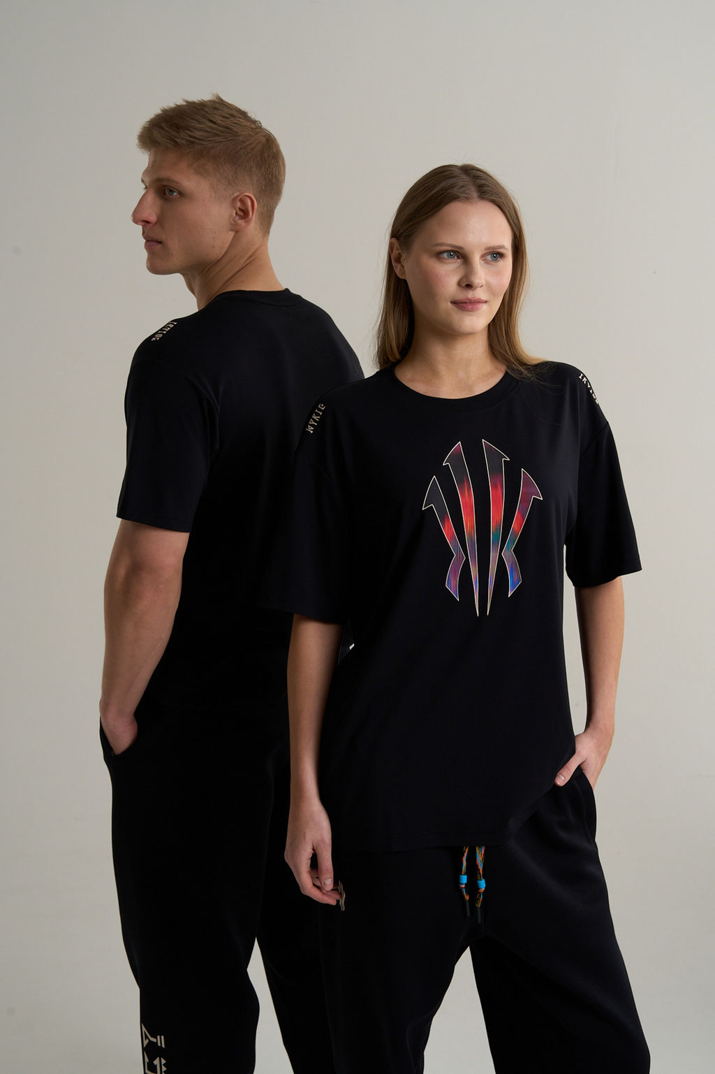 Футболка Черный