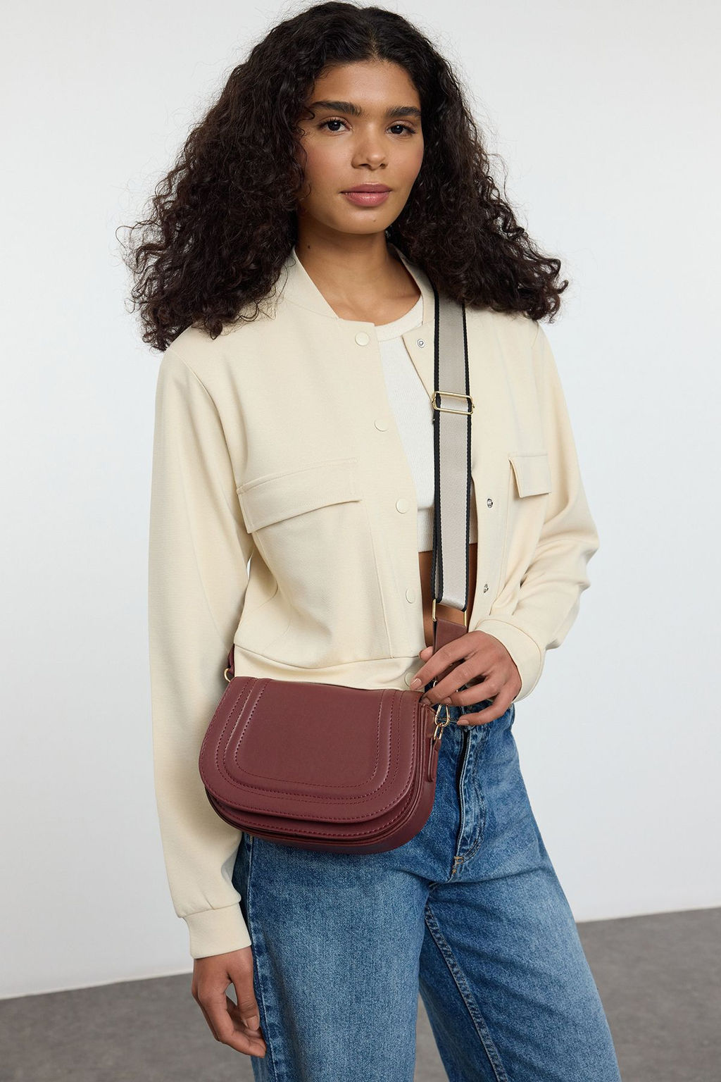 Bordo Capraz Ask?l? Kad?n Kucuk Canta TWOAW25OC00003