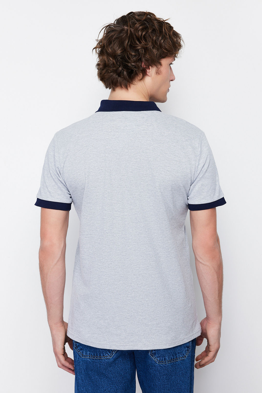 TRENDYOL MAN Gri Regular/Normal Kesim K?sa Kollu Polo Yaka T-shirt TMNSS20PO0141 - Trendyolmilla фото 6